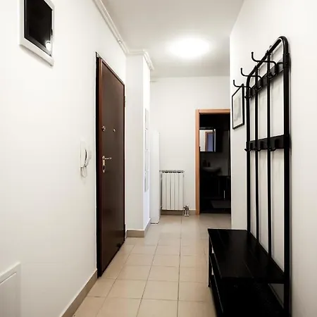 Apartment Rondo Lovely And Sunny *
